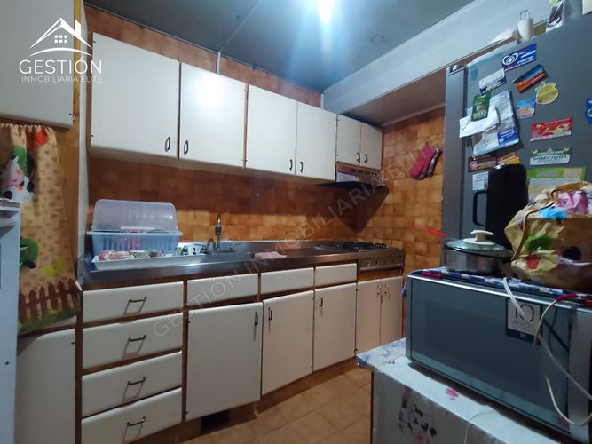 Casa de 7 alcobas en venta en La Trinidad, Bogotá, 144 m² · foto 5 de 23