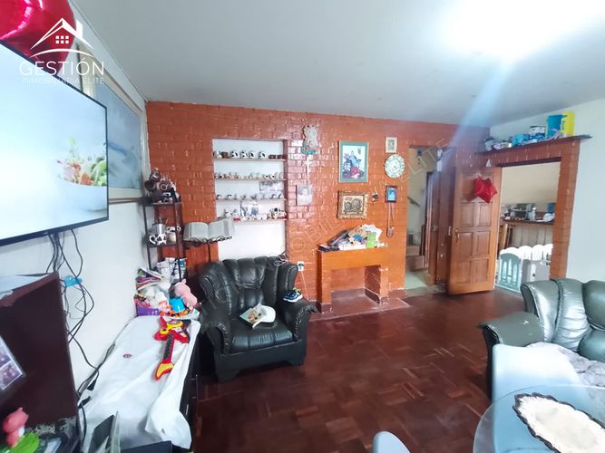 Casa de 7 alcobas en venta en La Trinidad, Bogotá, 144 m² · foto 8 de 23