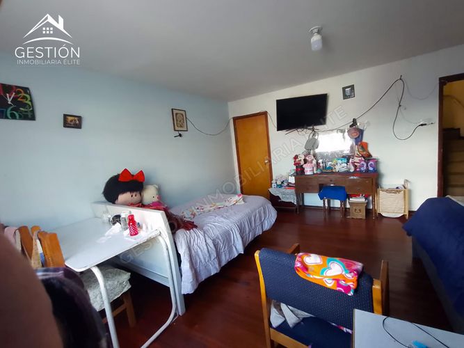 Casa de 7 alcobas en venta en La Trinidad, Bogotá, 144 m² · foto 10 de 23