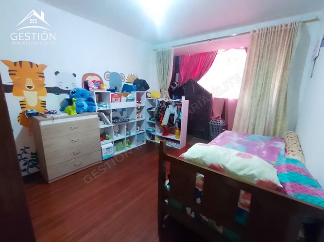 Casa de 7 alcobas en venta en La Trinidad, Bogotá, 144 m² · foto 11 de 23