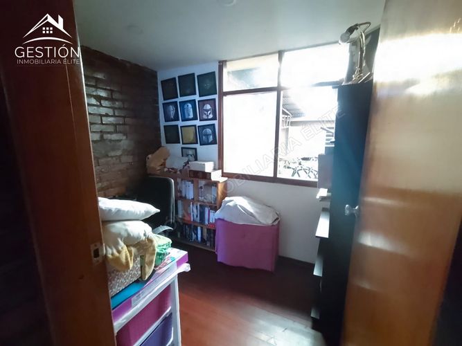 Casa de 7 alcobas en venta en La Trinidad, Bogotá, 144 m² · foto 18 de 23