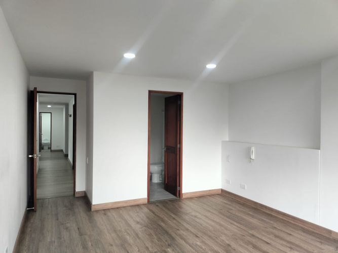 Apartamento de 3 alcobas en arriendo en El Poblado, Medellín, 180 m² · foto 14 de 19