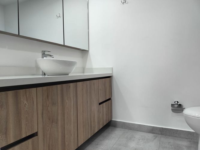 Apartamento de 3 alcobas en arriendo en El Poblado, Medellín, 180 m² · foto 19 de 19