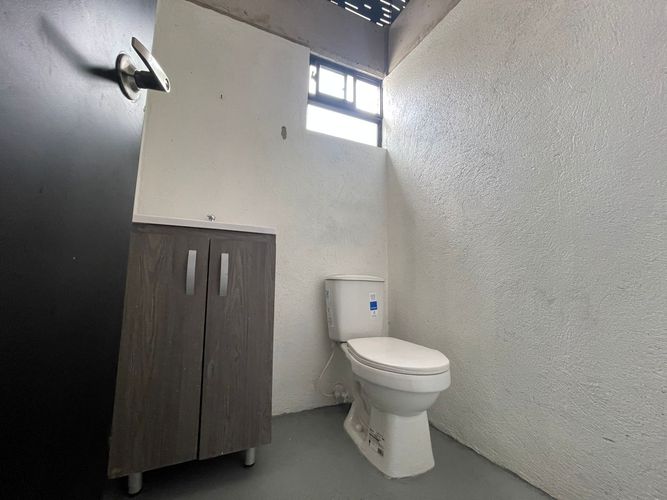 Bodega en arriendo en Trinidad, Medellín, 160 m² · foto 7 de 14