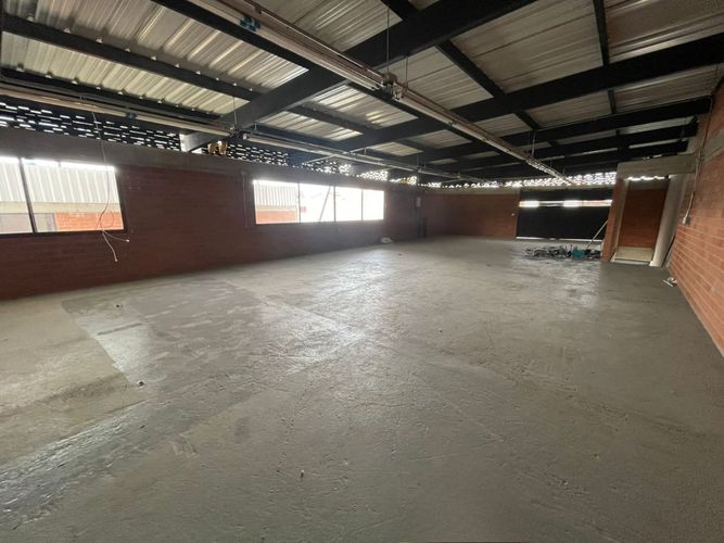 Bodega en arriendo en Trinidad, Medellín, 160 m² · foto 12 de 14