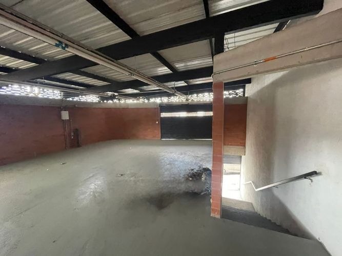 Bodega en arriendo en Trinidad, Medellín, 160 m² · foto 13 de 14