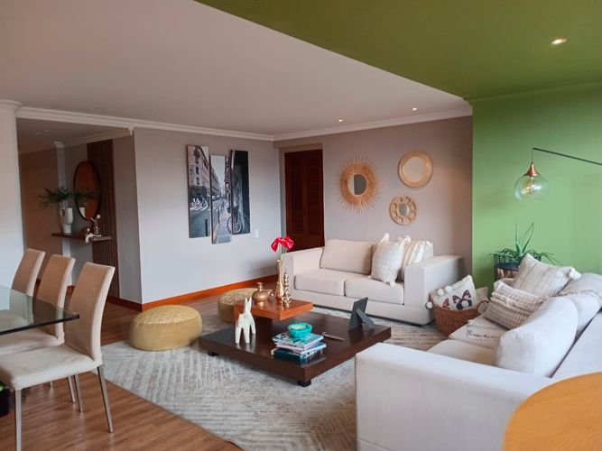 Apartamento de 3 alcobas en arriendo en El Poblado, Medellín, 133 m² · foto 3 de 18