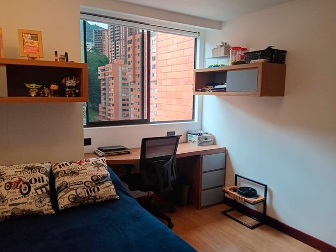 Apartamento de 3 alcobas en arriendo en El Poblado, Medellín, 133 m² · foto 14 de 18