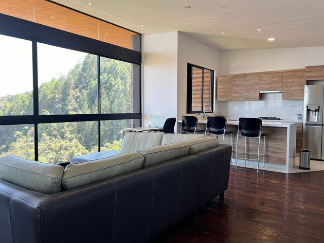 Apartamento de 2 alcobas en venta en El Retiro, 129 m² · foto 6 de 13