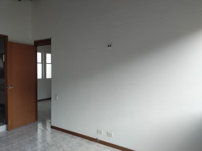 Apartamento de 4 alcobas en arriendo en El Poblado, Medellín, 154 m² · foto 11 de 15