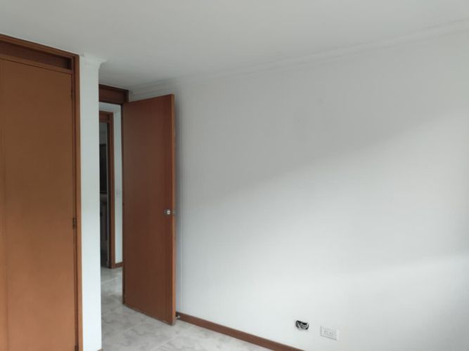Apartamento de 4 alcobas en arriendo en El Poblado, Medellín, 154 m² · foto 12 de 15