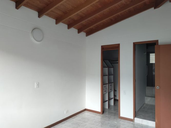 Apartamento de 4 alcobas en arriendo en El Poblado, Medellín, 154 m² · foto 7 de 15