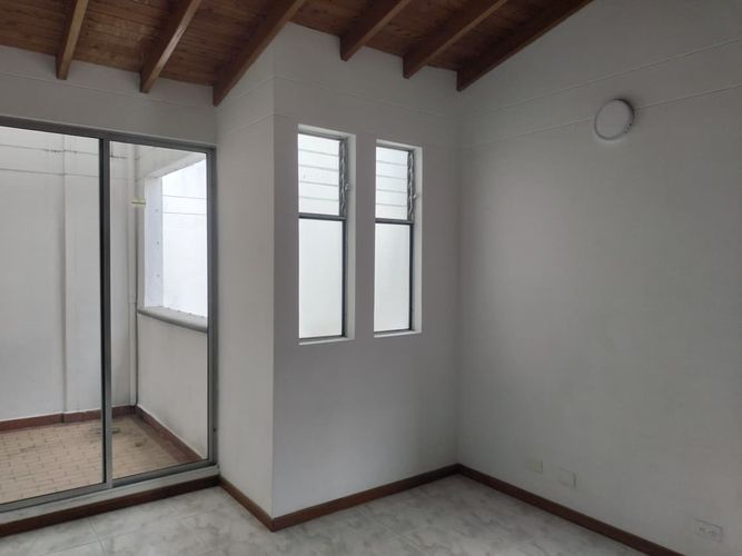 Apartamento de 4 alcobas en arriendo en El Poblado, Medellín, 154 m² · foto 8 de 15