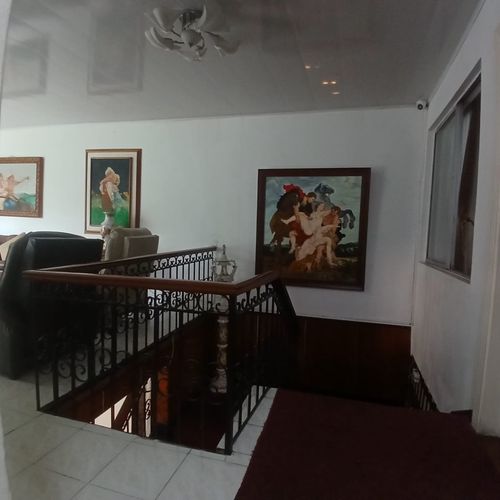 Casa de 7 alcobas en venta en Santa Monica, Cali, 529 m² · foto 18 de 24