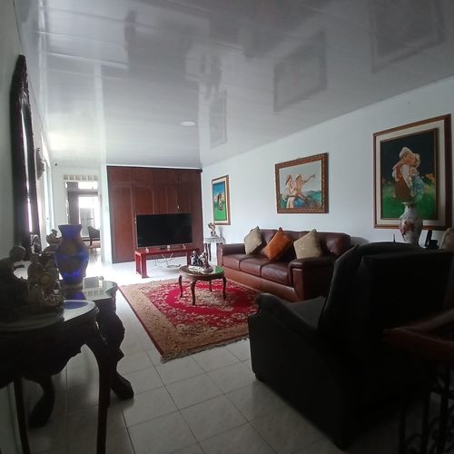 Casa de 7 alcobas en venta en Santa Monica, Cali, 529 m² · foto 19 de 24