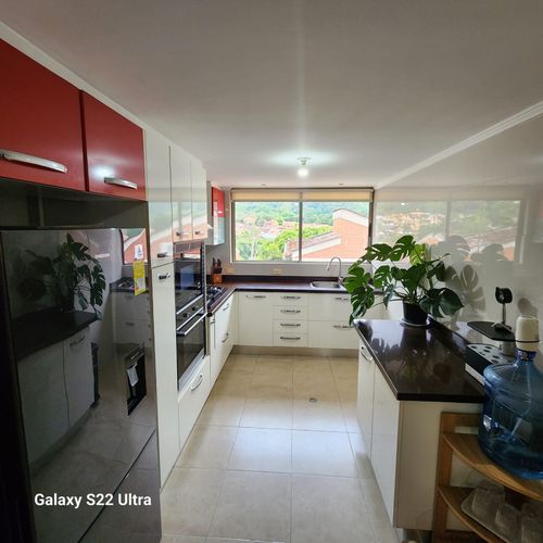 Casa de 4 alcobas en venta en Lagos Del Cacique, Bucaramanga, 250 m² · foto 7 de 23