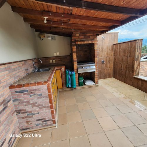 Casa de 4 alcobas en venta en Lagos Del Cacique, Bucaramanga, 250 m² · foto 21 de 23