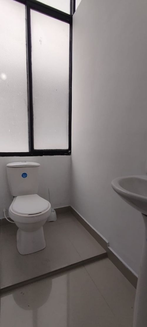 Local en arriendo en Aeropuerto, Pereira, 180 m² · foto 4 de 4