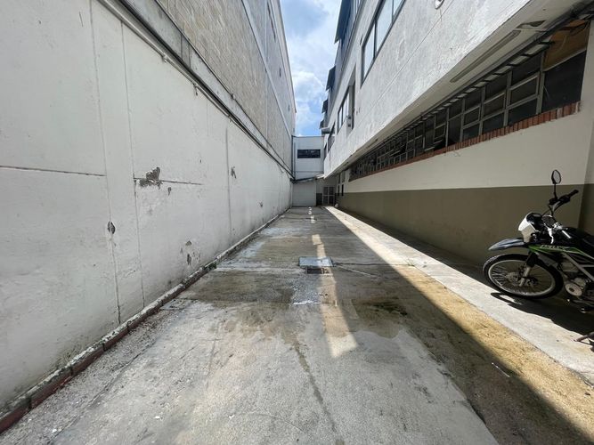Bodega en arriendo en Primavera, Envigado, 2100 m² · foto 3 de 20