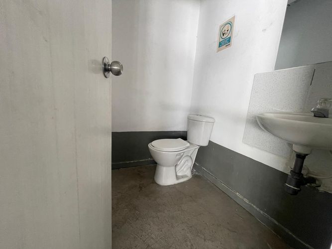 Bodega en arriendo en Primavera, Envigado, 2100 m² · foto 14 de 20