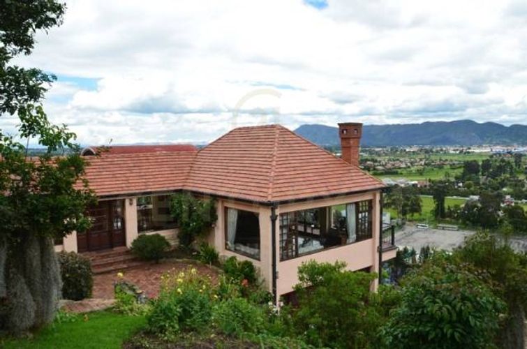 Casa de 4 alcobas en venta en Fusca, Chía, 510 m² · foto 3 de 15
