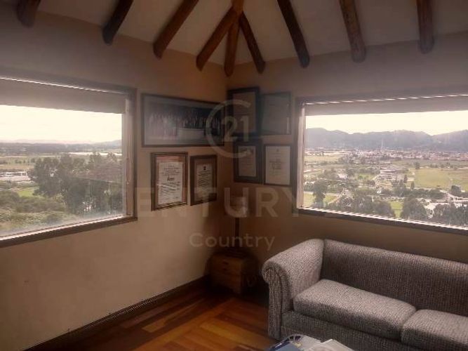 Casa de 4 alcobas en venta en Fusca, Chía, 510 m² · foto 8 de 15