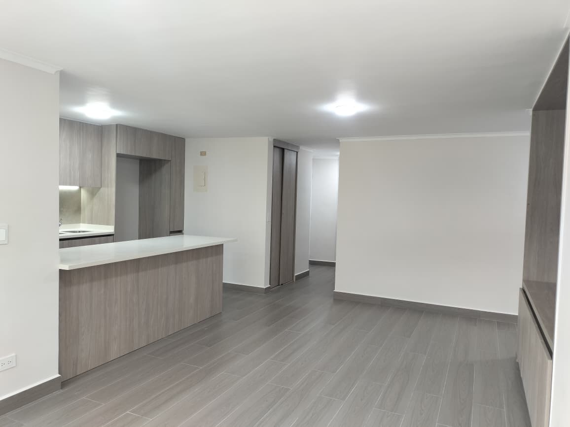 Apartamento en arriendo en El Poblado, Medellín · foto 6 de 17
