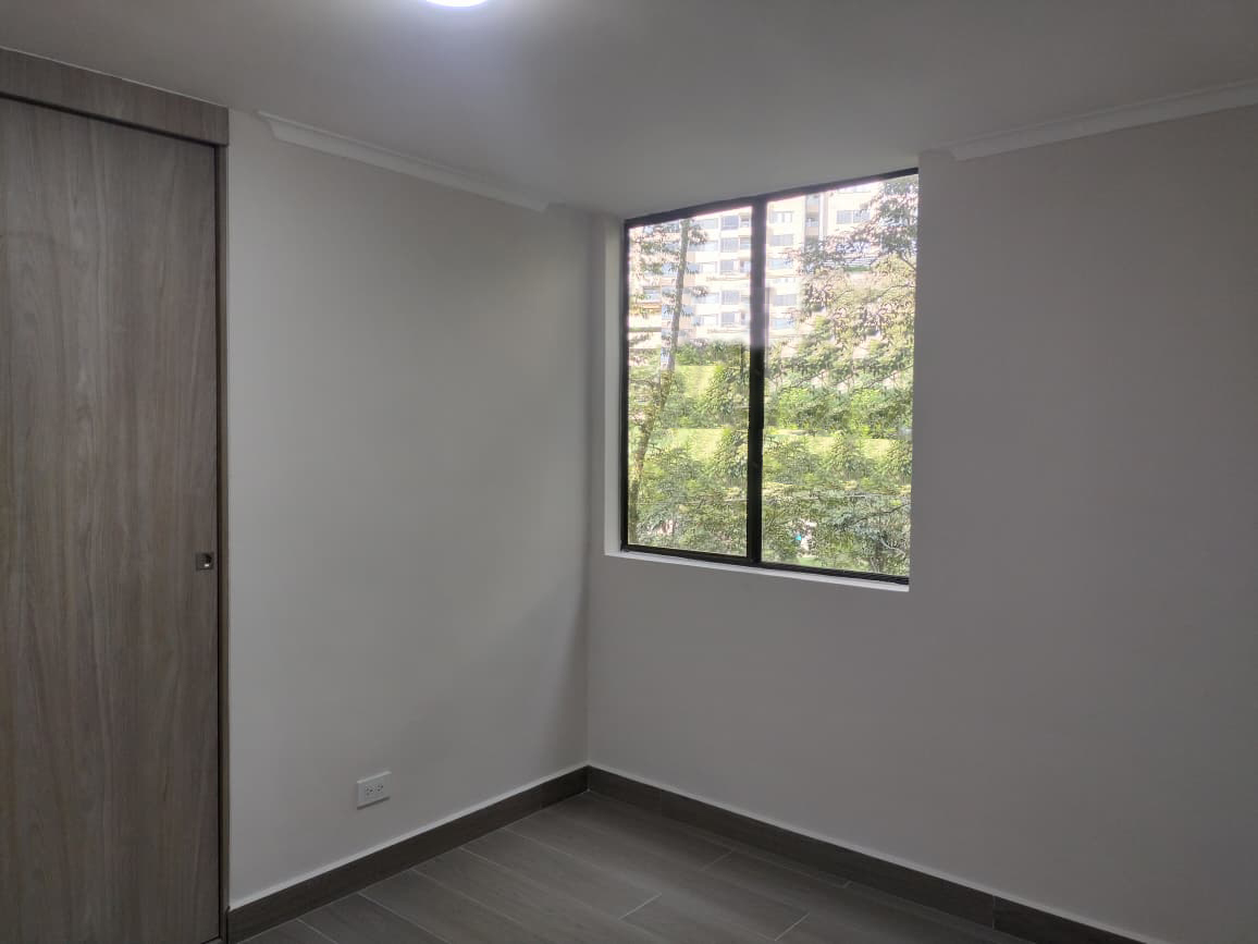 Apartamento en arriendo en El Poblado, Medellín · foto 13 de 17