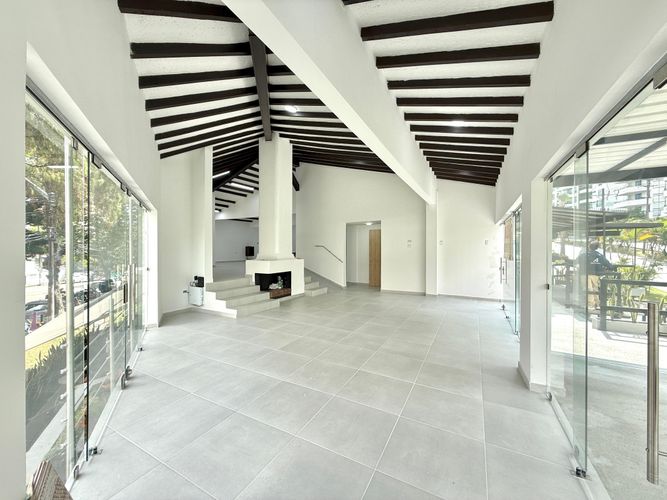 Local en arriendo en Pinares, Pereira, 150 m² · foto 2 de 10