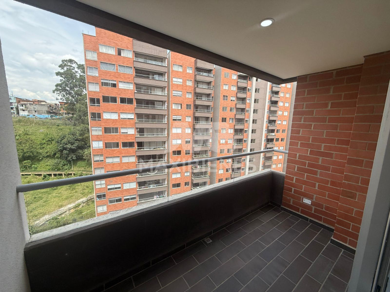 Apartamento en venta en Viviendas del Sur, Medellín 4