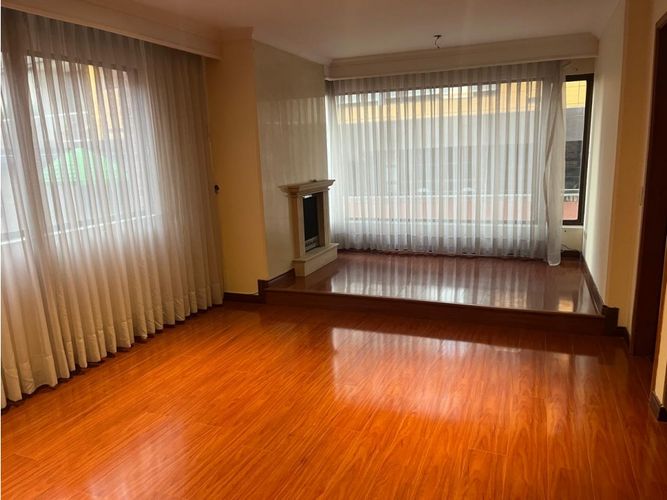 Apartamento de 3 alcobas en venta en La Calleja, Bogotá, 180 m² · foto 3 de 22