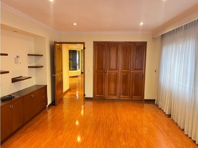 Apartamento de 3 alcobas en venta en La Calleja, Bogotá, 180 m² · foto 6 de 22