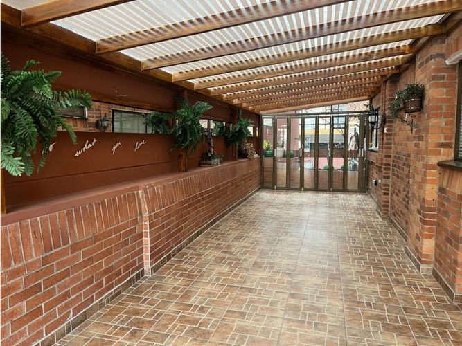 Apartamento de 3 alcobas en venta en La Calleja, Bogotá, 180 m² · foto 10 de 22