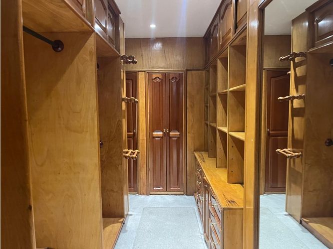 Apartamento de 3 alcobas en venta en La Calleja, Bogotá, 180 m² · foto 14 de 22