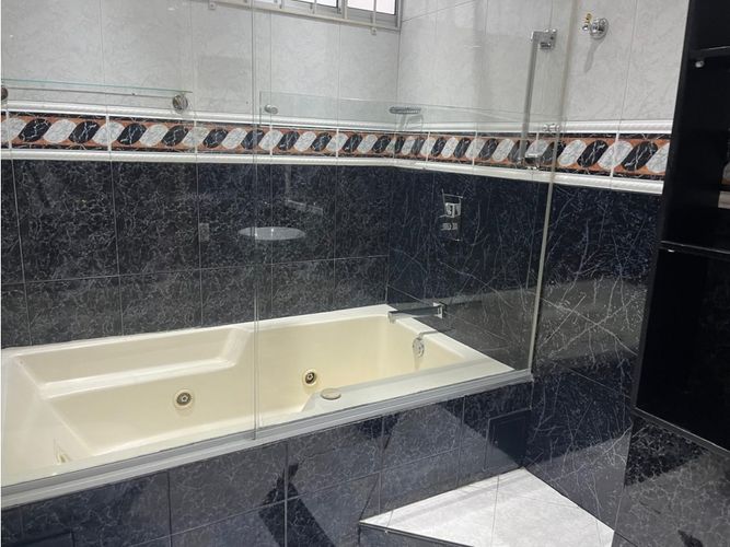 Apartamento de 3 alcobas en venta en La Calleja, Bogotá, 180 m² · foto 17 de 22