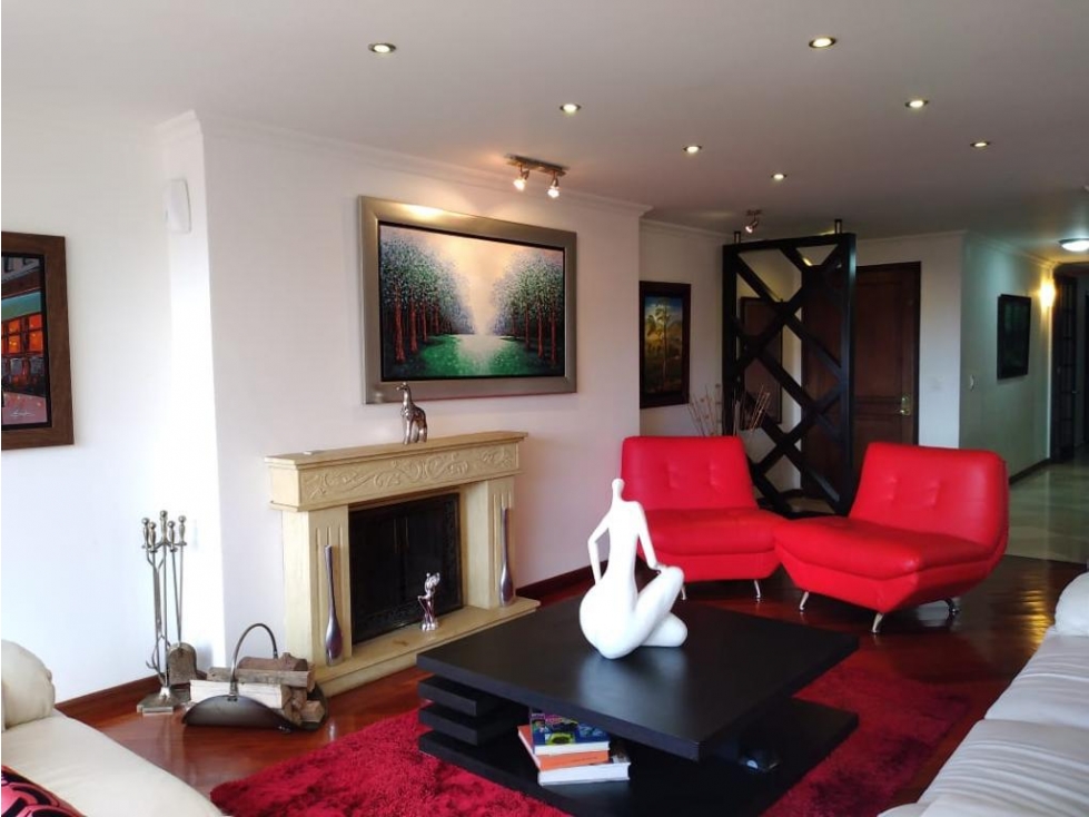 Apartamento en venta en El Refugio, Bogotá · foto 3 de 24