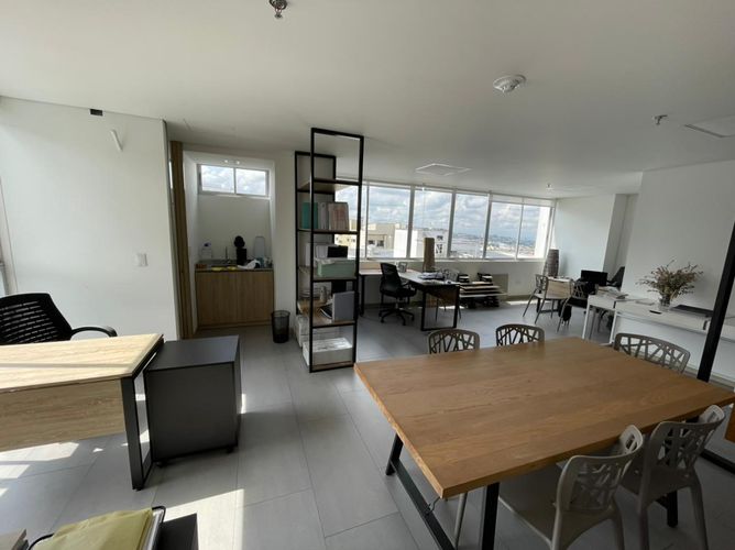 Oficina en venta en Los Alpes, Pereira, 49 m² · foto 3 de 7