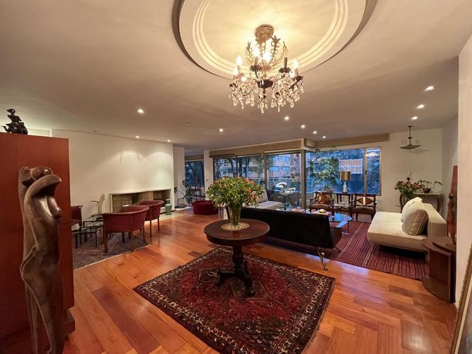 Apartamento de 3 alcobas en arriendo en La Cabrera, Bogotá, 270 m² · foto 4 de 18