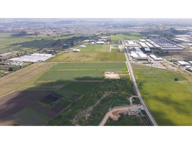 Lote en venta en Siberia, Cota, 45950 m² · foto 2 de 5