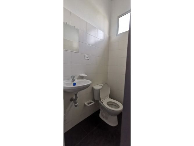 Bodega en arriendo en Alfonso Lopez, Barranquilla, 2087 m² · foto 9 de 13
