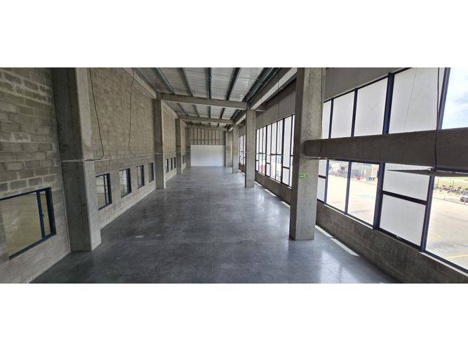 Bodega en arriendo en Siberia, Cota · foto 13 de 18