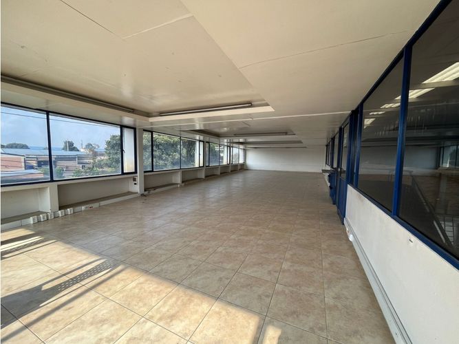 Bodega en arriendo en Parque Industrial Santo Domingo, Madrid · foto 15 de 22