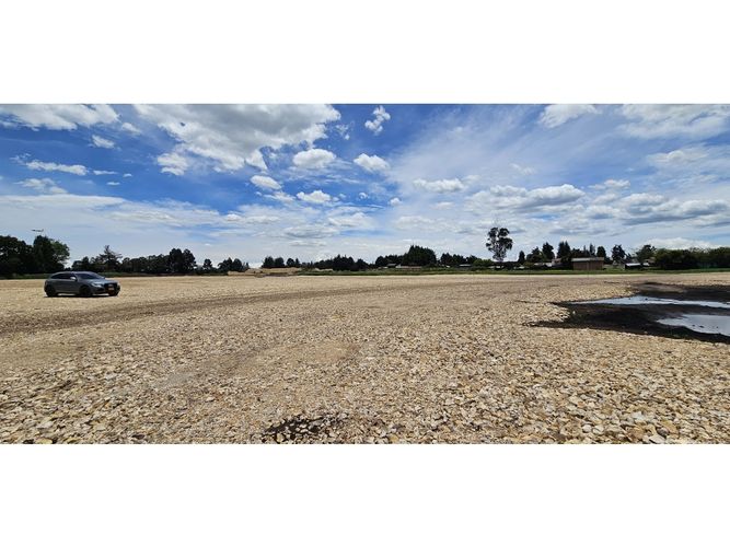 Lote en arriendo en Siberia, Mosquera, 30000 m² · foto 2 de 8