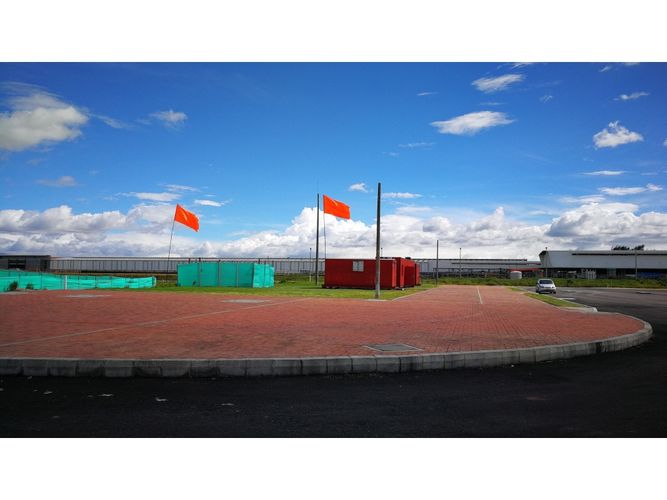 Lote en venta en Cota, 20218 m² · foto 2 de 3