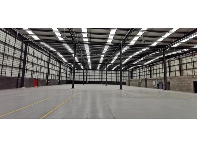 Bodega en arriendo en Centro Tocancipá, Tocancipá, 2525 m² · foto 20 de 23