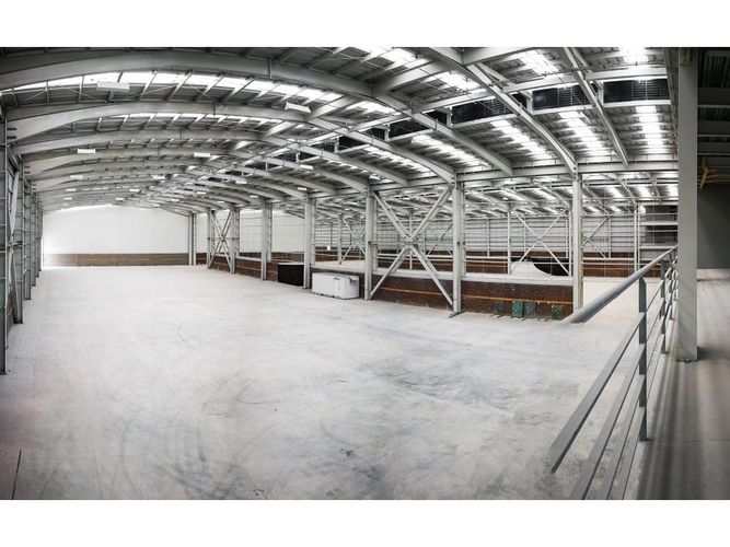 Bodega en arriendo en Parque Industrial Santo Domingo, Madrid, 4654 m² · foto 7 de 19