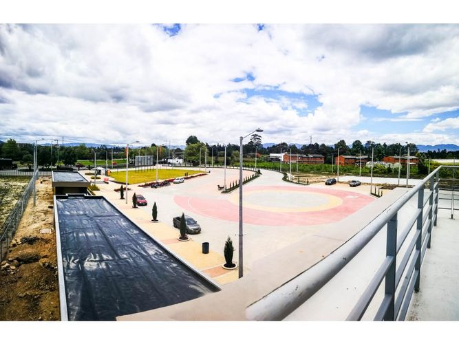 Bodega en arriendo en Parque Industrial Santo Domingo, Madrid, 4654 m² · foto 11 de 19