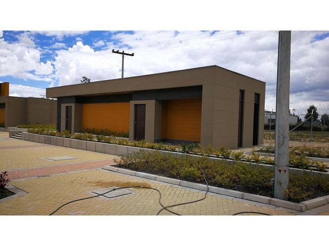 Bodega en arriendo en Parque Industrial Santo Domingo, Madrid, 4654 m² · foto 13 de 19