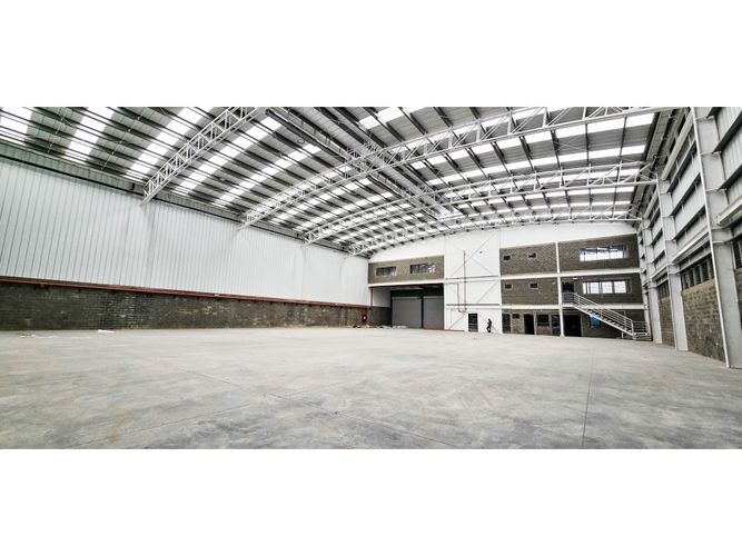 Bodega en arriendo en Siberia, Cota, 1885 m² · foto 5 de 14