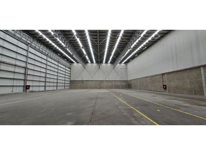 Bodega en venta en Siberia, Cota, 2596 m² · foto 3 de 21